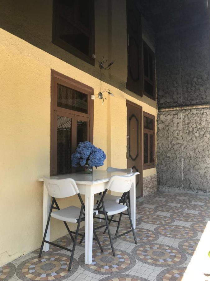 Гостевой Дом "Амза" Bed & Breakfast Tqvarcheli Exterior photo